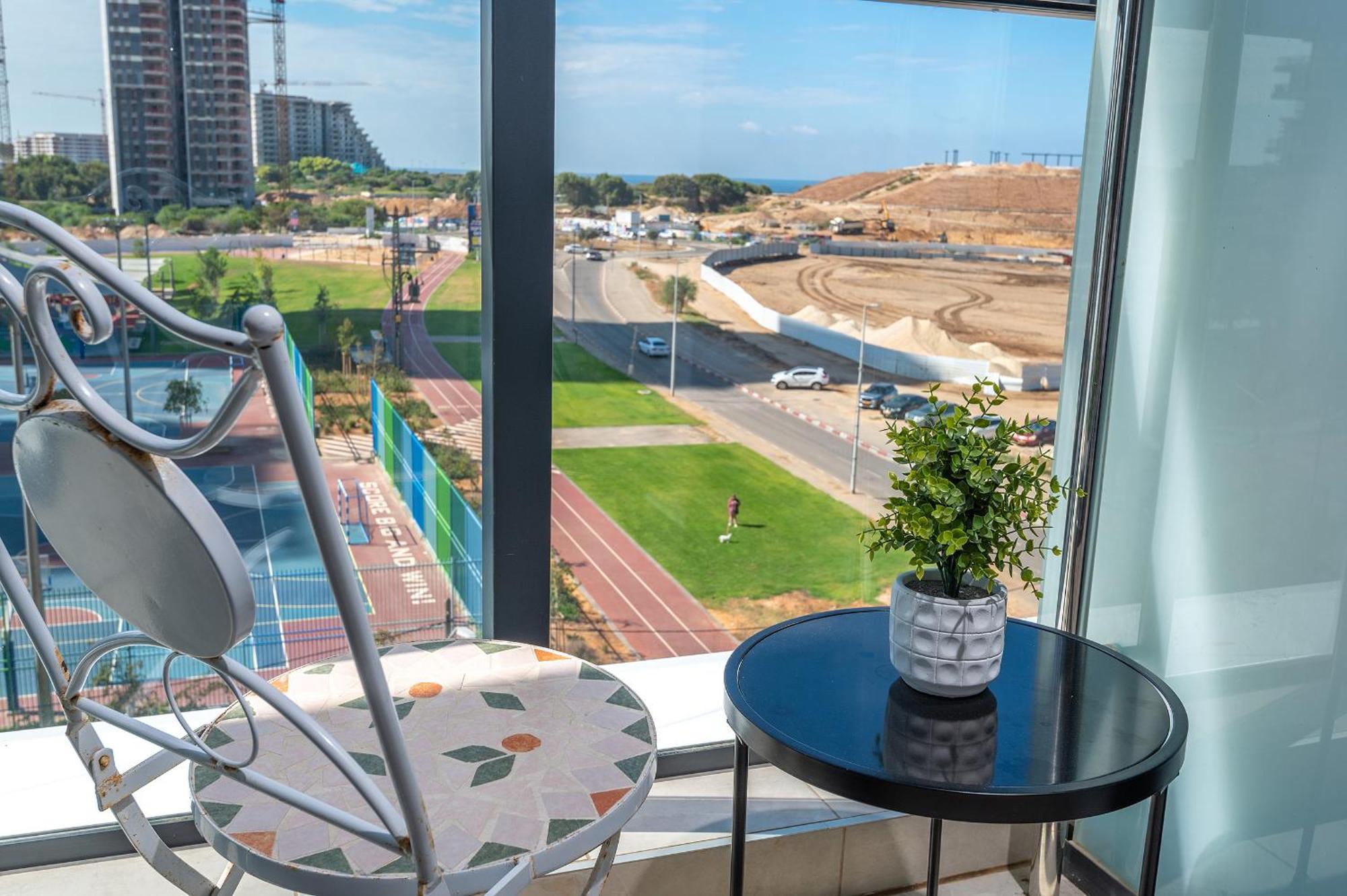 Hi-Yam Seaview Apartments & Suites - יש ממ"ד Bat Yam Cameră foto